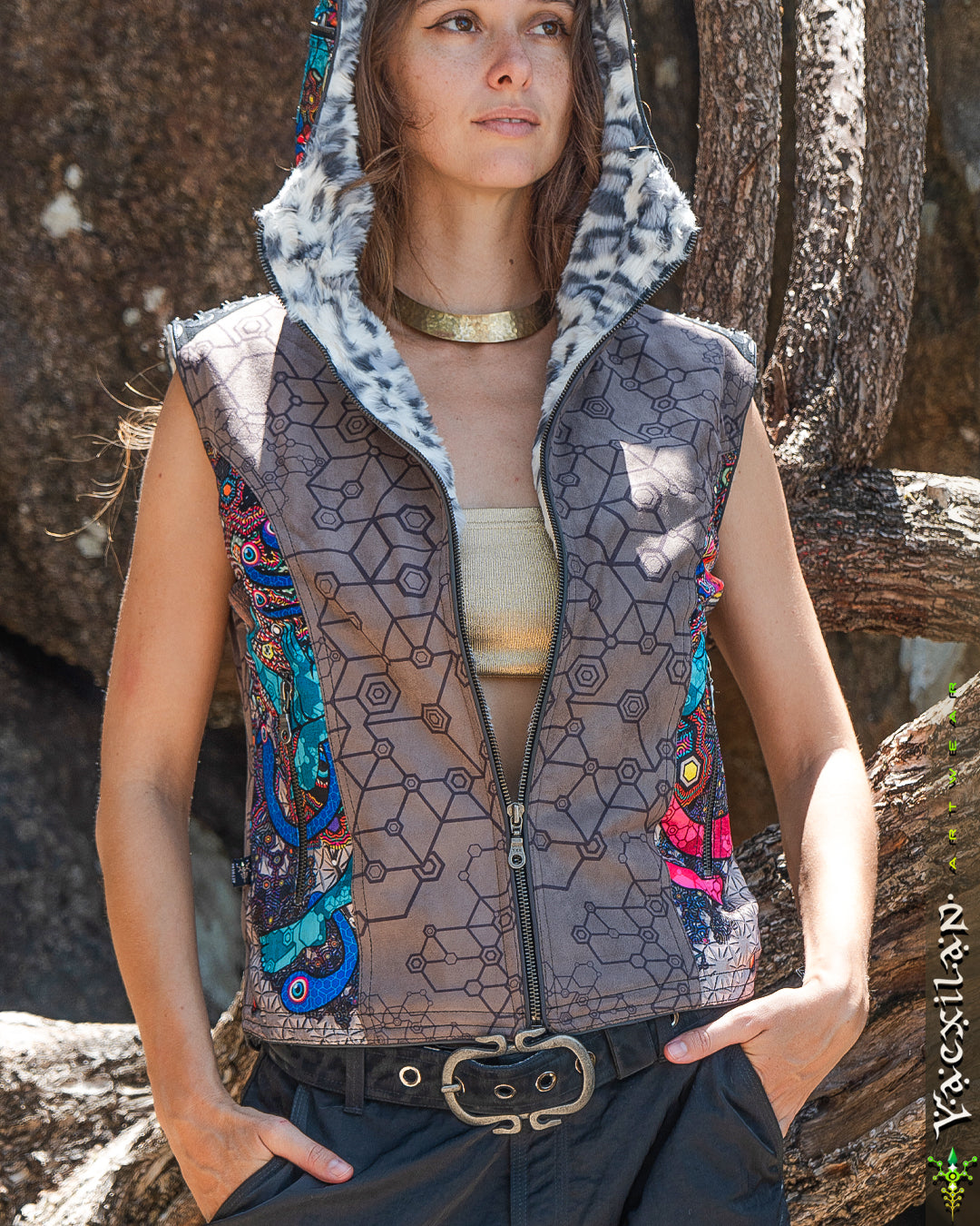 Sleeveless Jacket Woman / Satin Fake Leather Fur - NATARAJA Sand SHAMANKA
