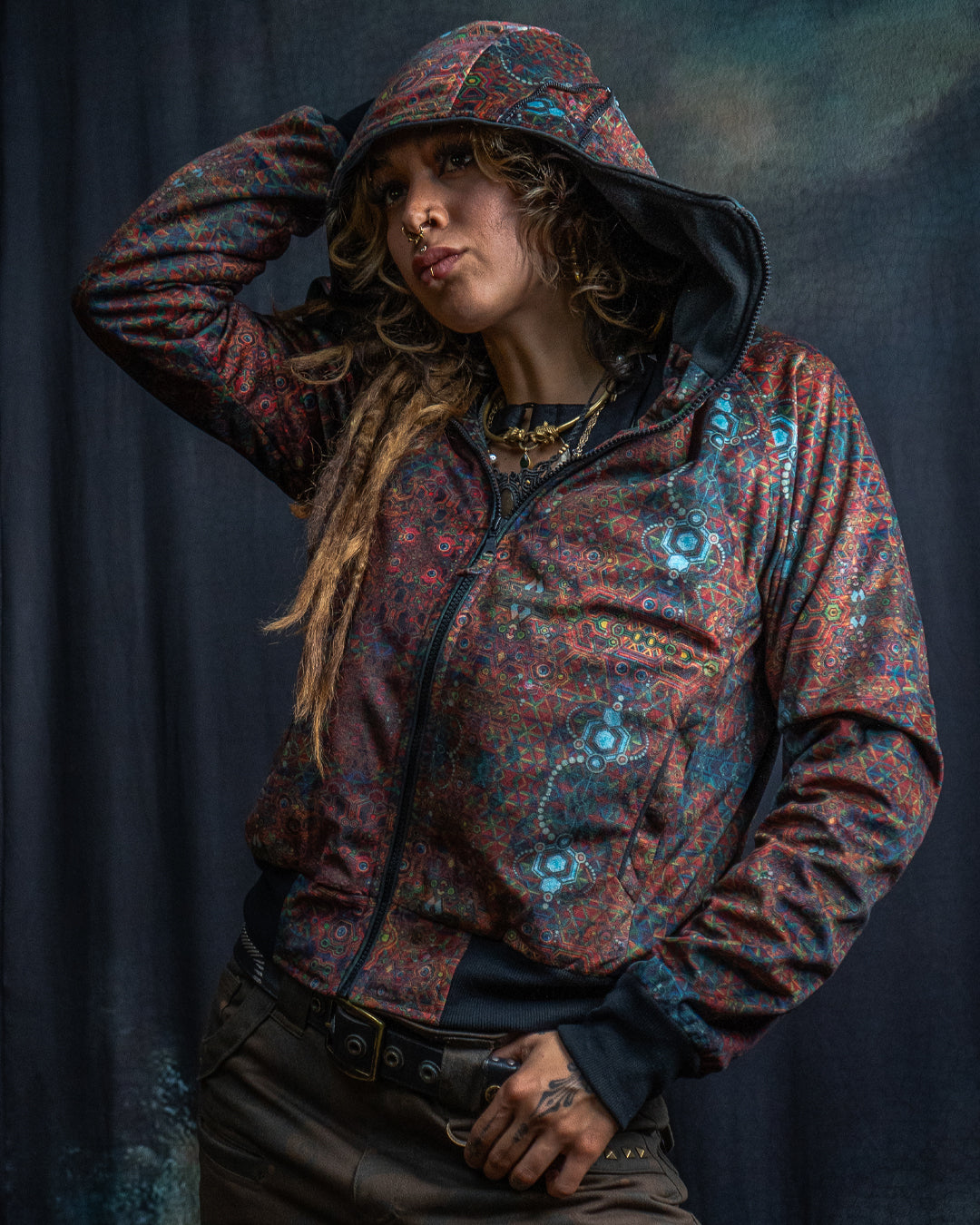 New Hoodie Woman / Velvet Fawn - SNL