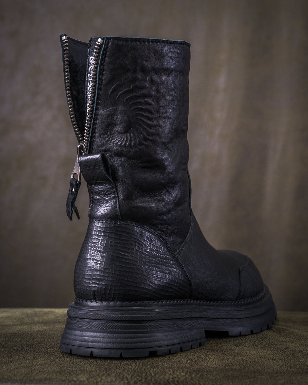 Bootz / Leather - Black FOSSIL