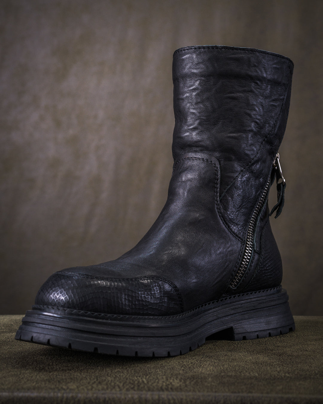 Bootz / Leather - Black FOSSIL