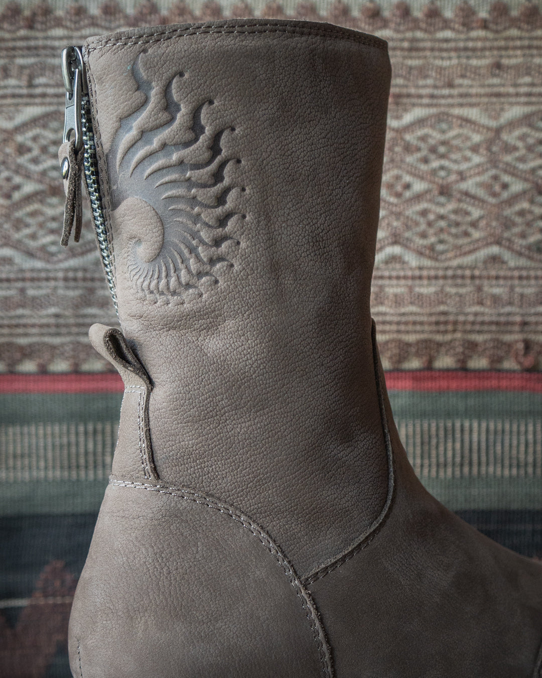 Bootz  Woman / Leather - Desert Earth FOSSIL