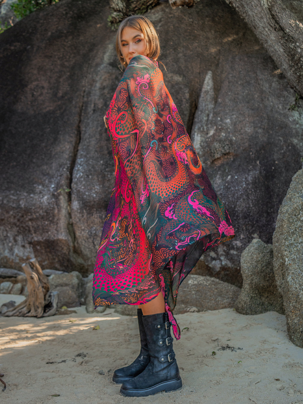 Scarf / Pareo Bamboo - FIRE DRAGONS