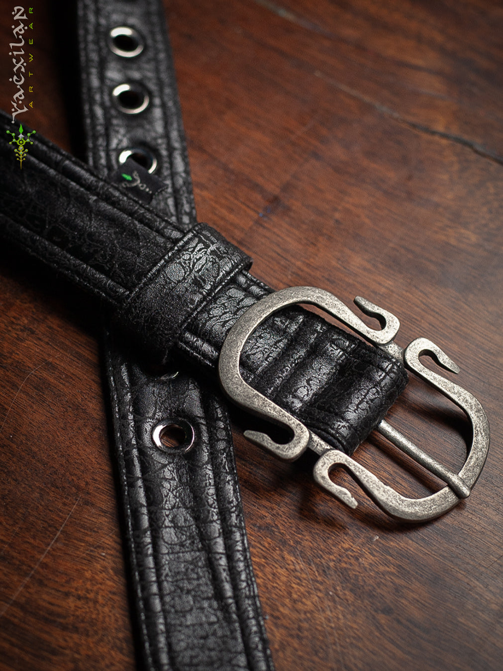 Belt / Fake Leather / - BLAK CROC Hook Buckle