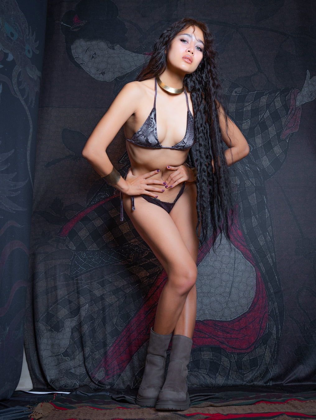 Bikini Velvet Foil Kobra - SEPIA ASH