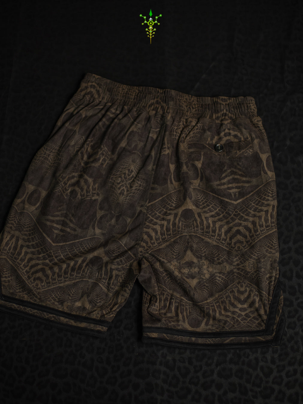 Bossking Shorts Black Mountains / Stretchy Swede Vintage - SANDOKANER