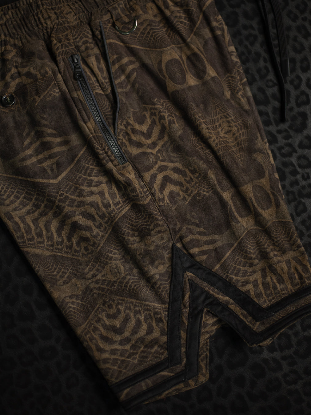 Boxing Short Black Mountain / Stretchy Swede Vintage - SANDOKANER Olive