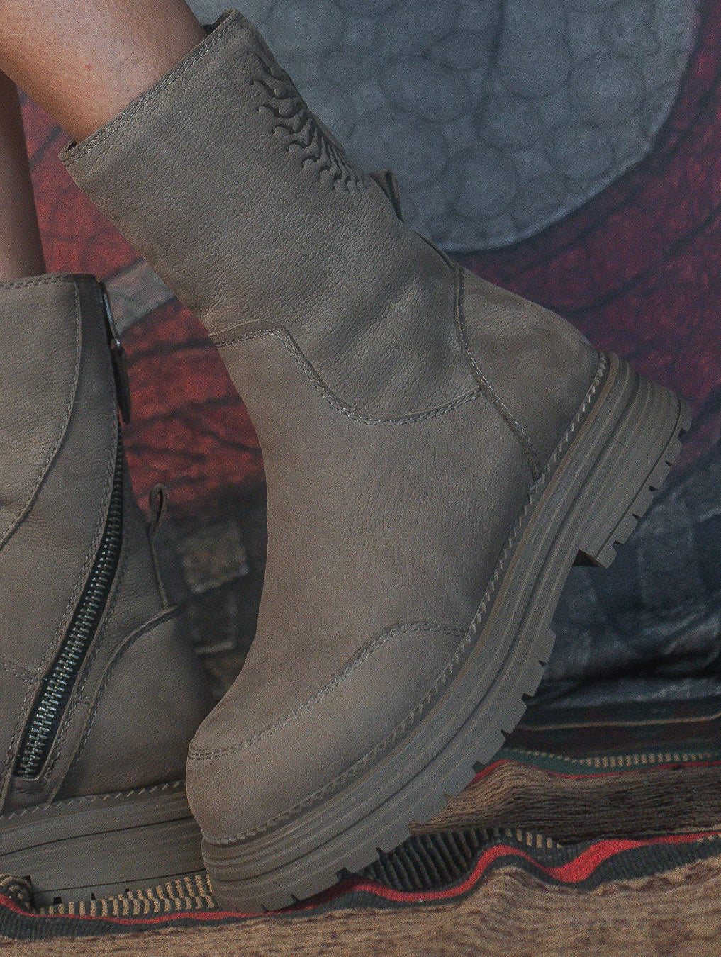 Bootz  Woman / Leather - Desert Earth FOSSIL
