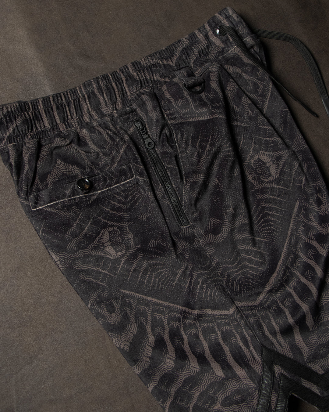Bossking Shorts Black Mountains / Velvet Fawn - SANDOKAN LAVA
