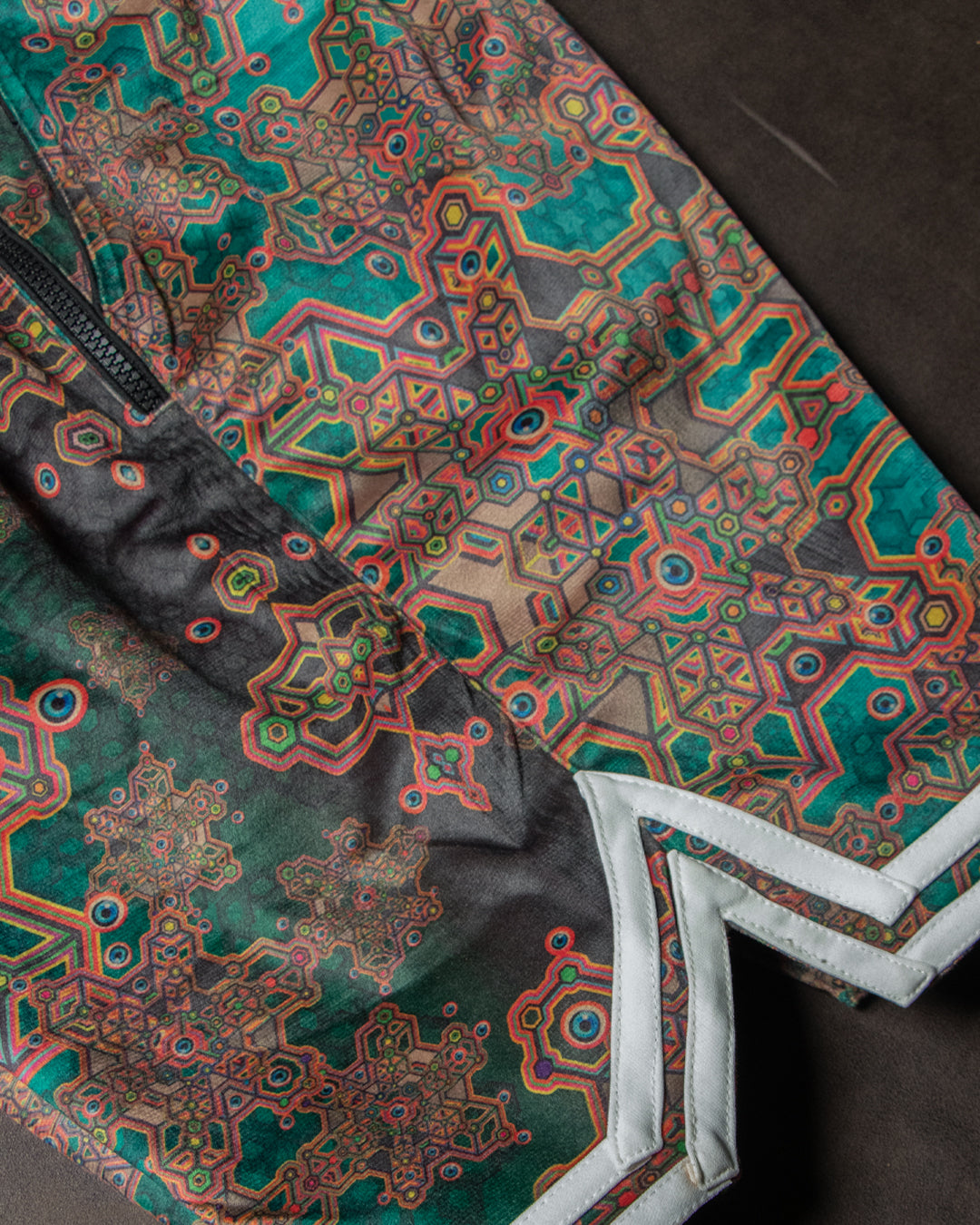 Bossking Shorts White Mountains / Velvet Fawn - ATLANTHEON