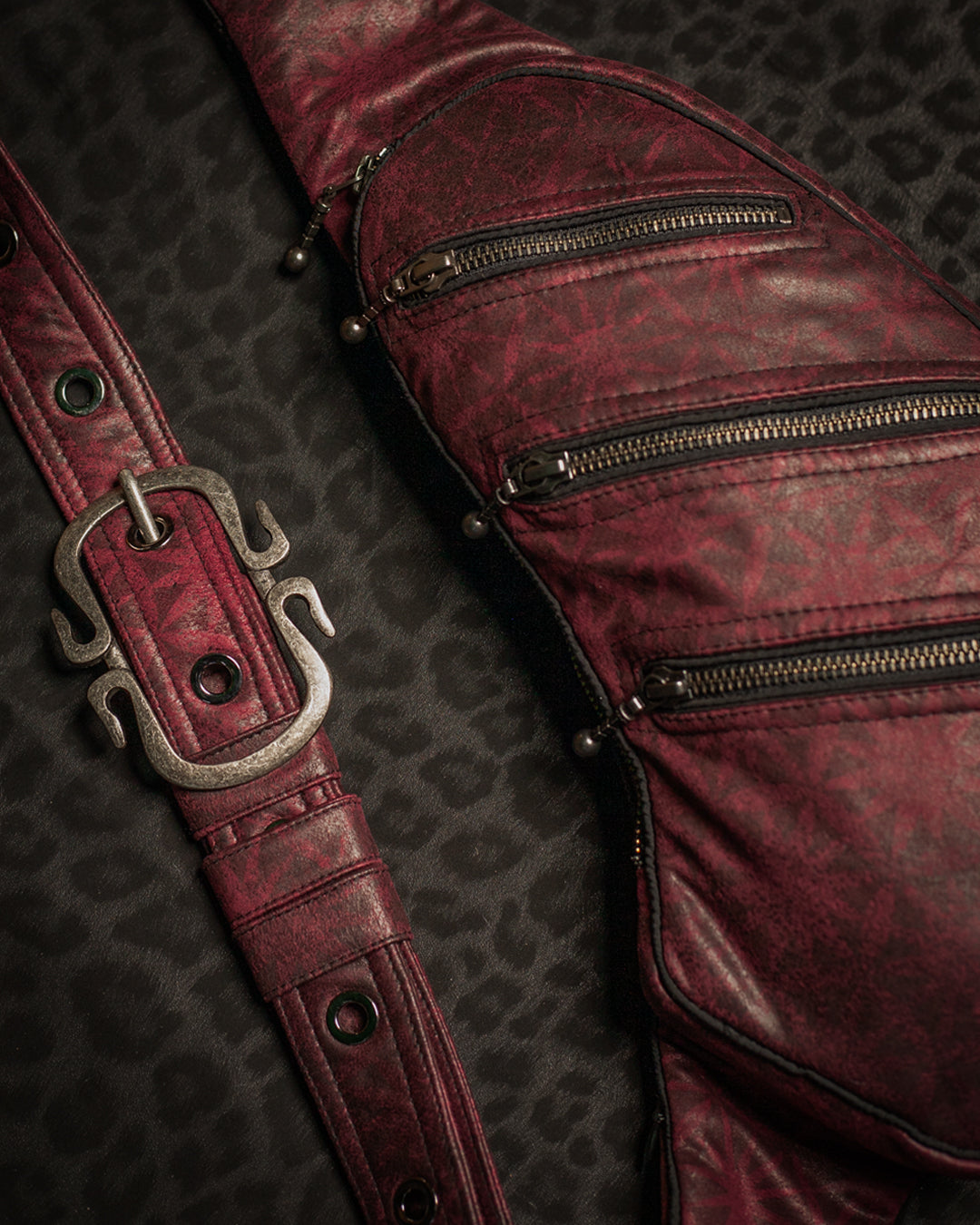 Botta Bag / Fake Leather Hook Buckle - Redwine SUNSHINE