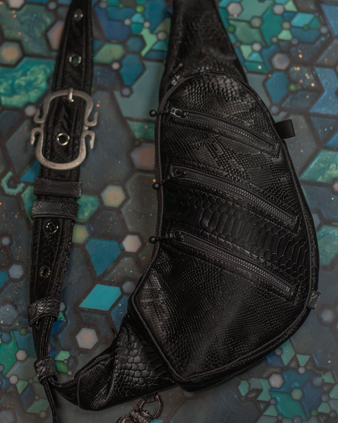 Botta Bag / Fake Leather Hook Buckle - BLAK KOBRA