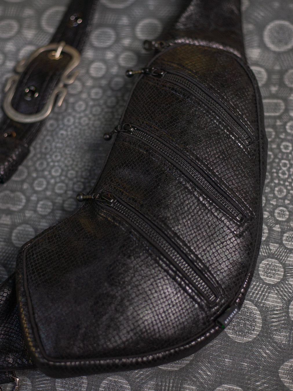 Botta Bag / Fake Leather Hook Buckle - BLAK MAMBA