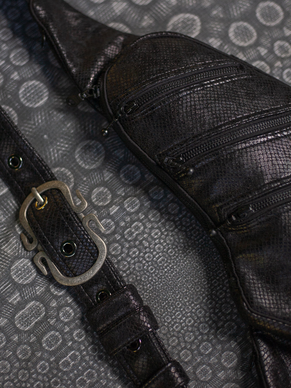 Botta Bag / Fake Leather Hook Buckle - BLAK MAMBA