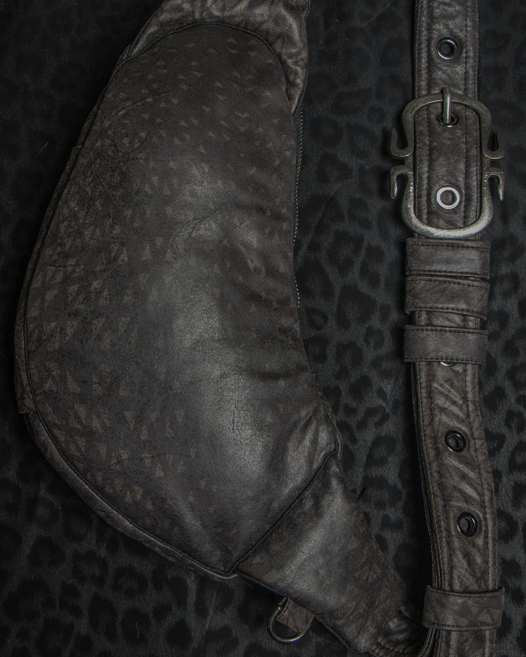 Botta Bag / Fake Leather Pirate Buckle - Grey DESINTEGRATION