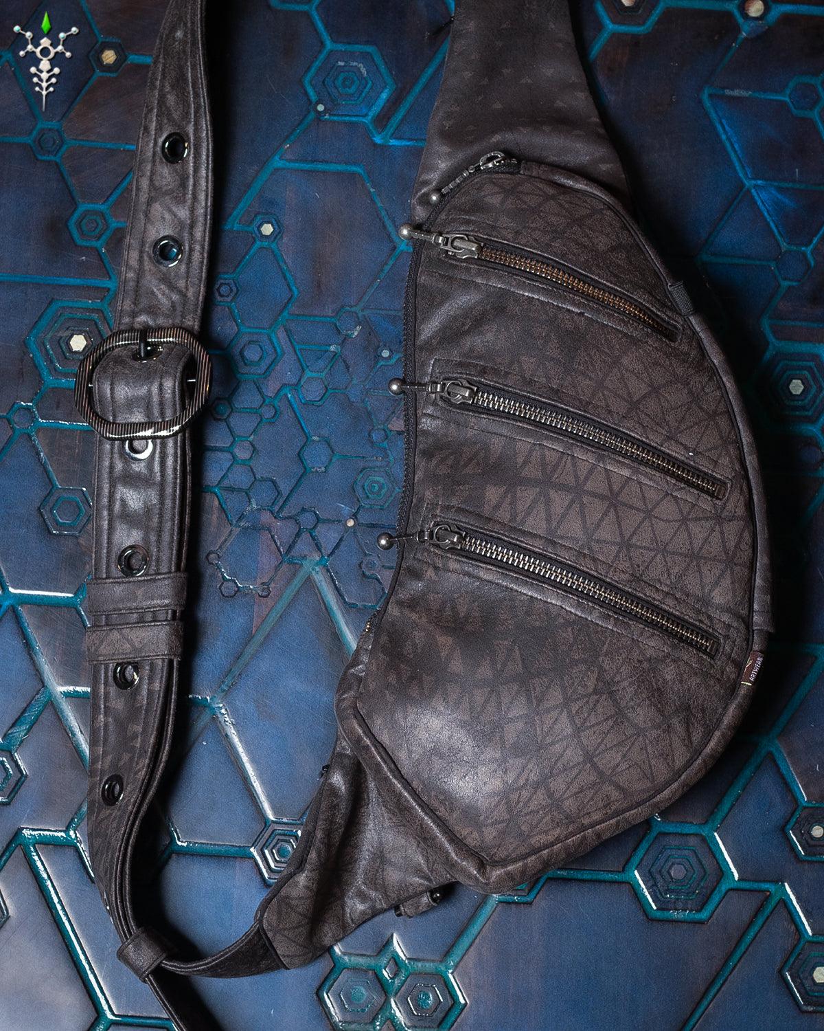 Botta Bag / Fake Leather - Grey Rider DESINTEGRATION - Yacxilan Artwear