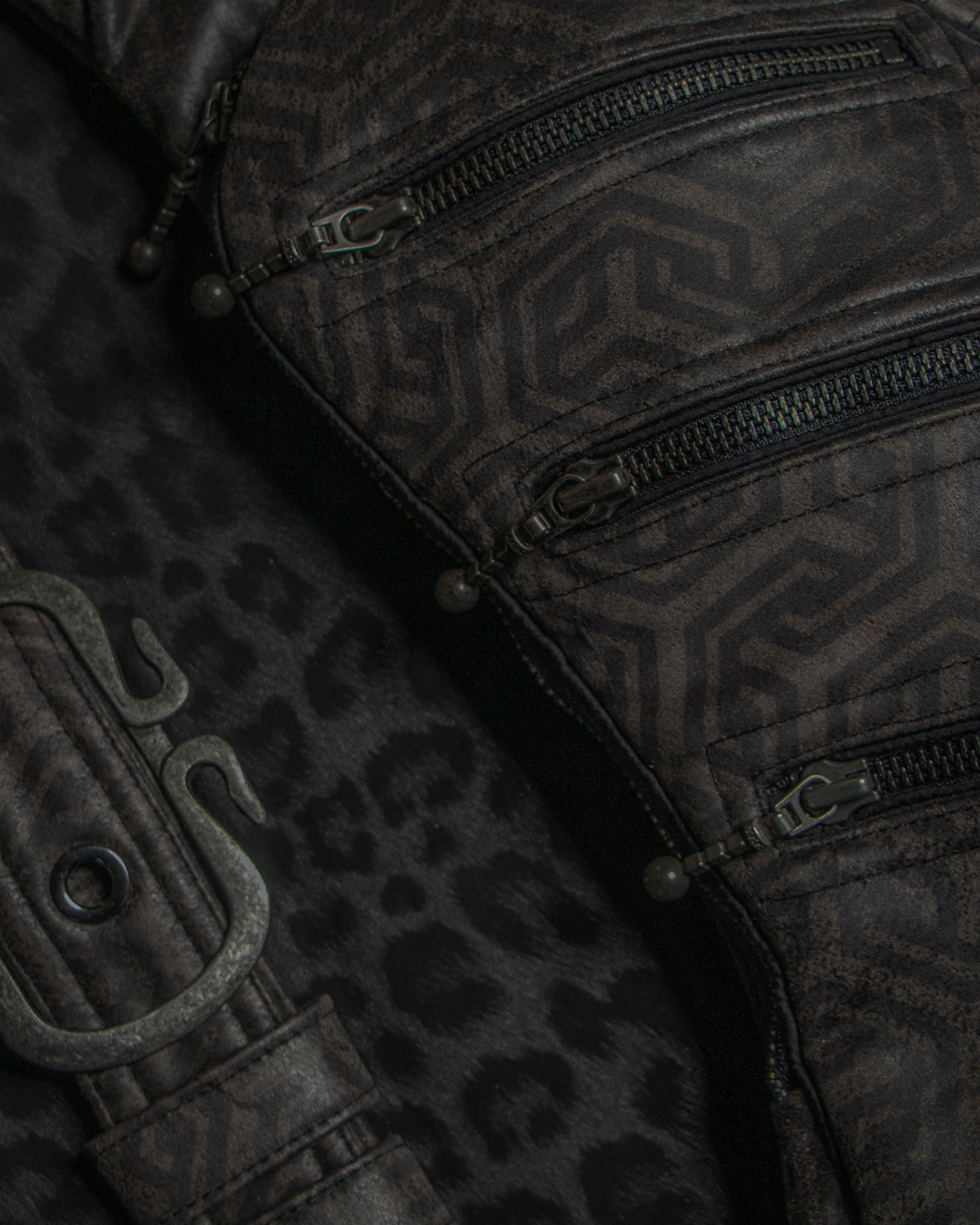 Botta Bag / Fake Leather Pirate Buckle - Grey TRIPIBO