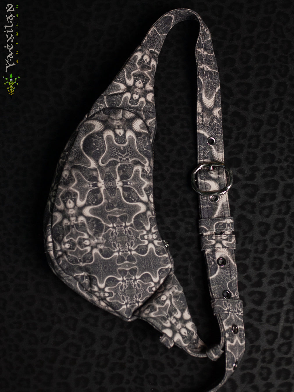 Botta Bag / Linen Buckle - MAGIC KARPET