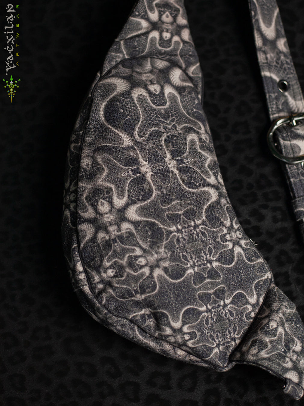 Botta Bag / Linen Buckle - MAGIC KARPET