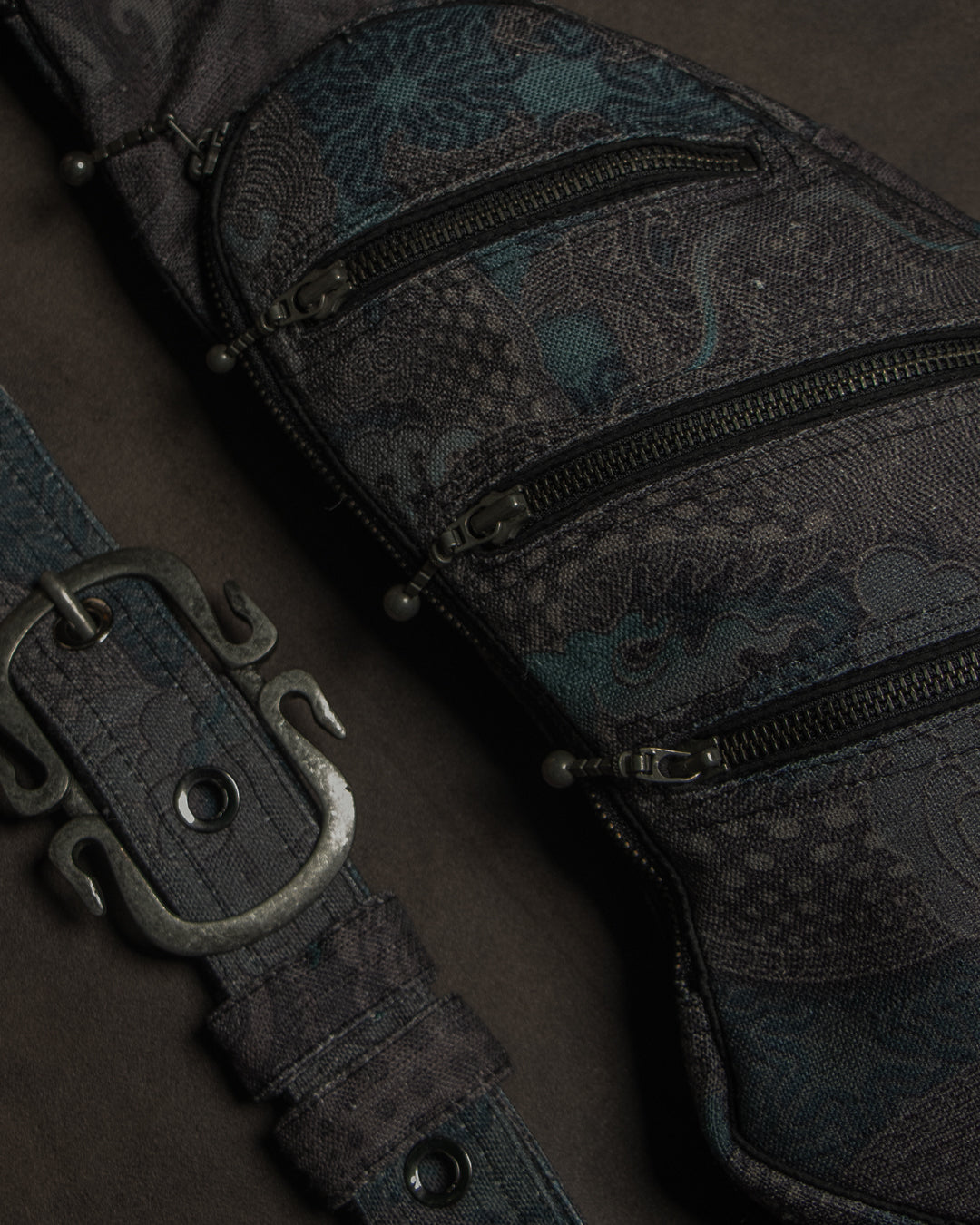 Botta Bag /  Linen Wateresistant Pirate Buckle - DRAGONS