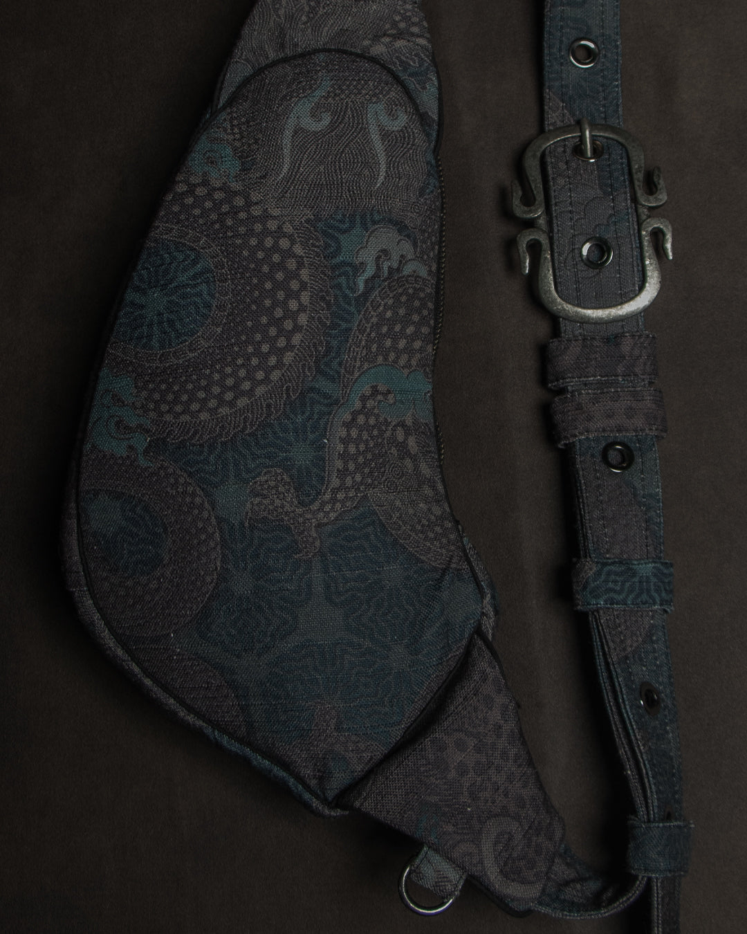 Botta Bag /  Linen Wateresistant Pirate Buckle - DRAGONS
