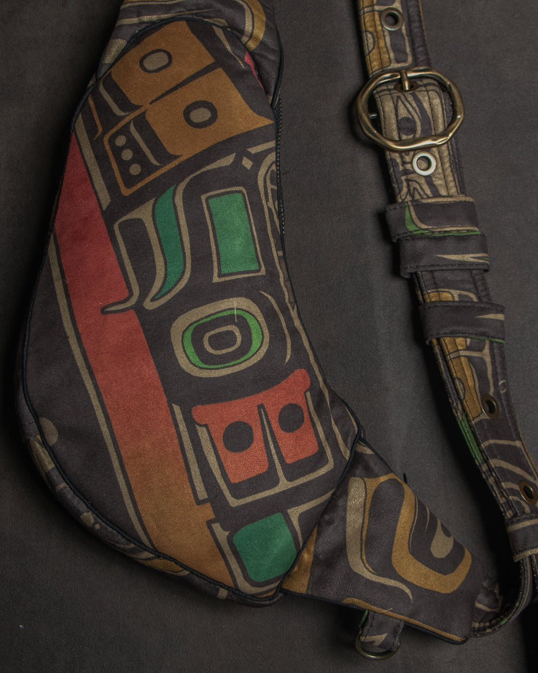 Botta Bag / Swede Buckle - RED TINGLIT