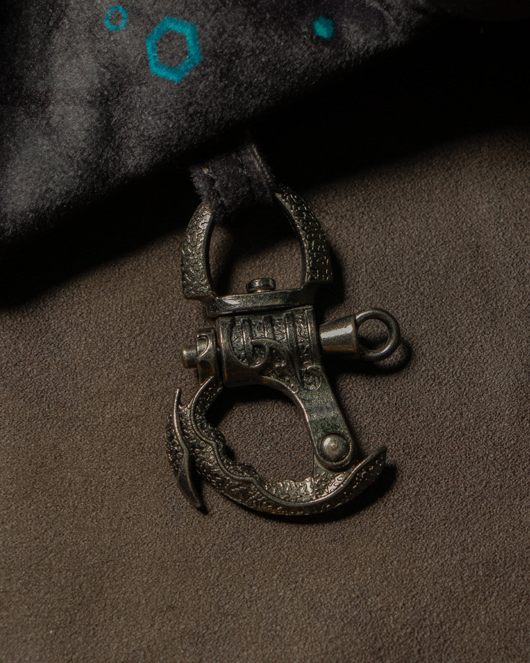 Botta Bag / Velvet Fawn Pirate Buckle Hook - DARK CHAMPAGNE