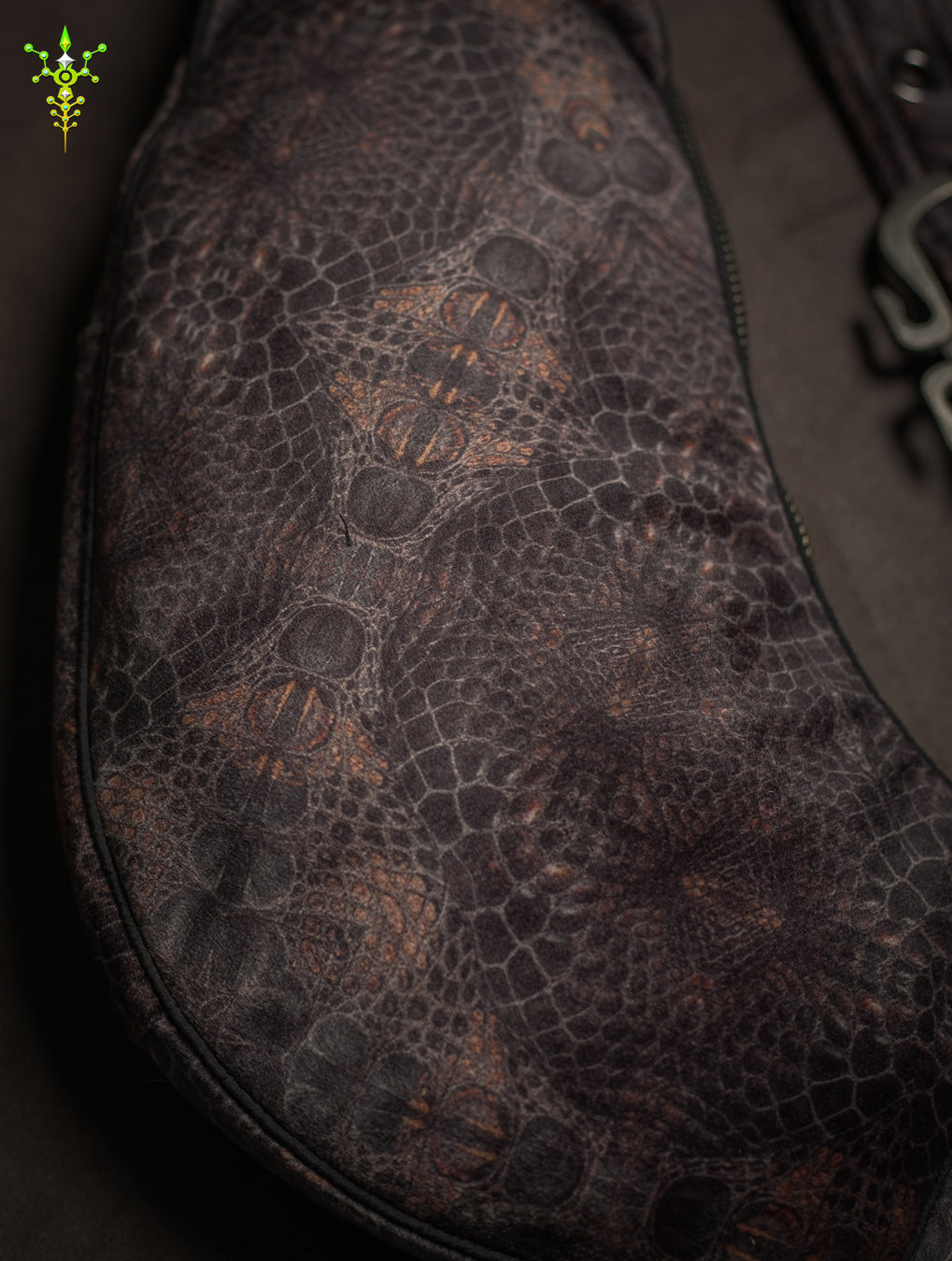 Botta Bag / Velvet Fawn Hook Buckle - GATOR X