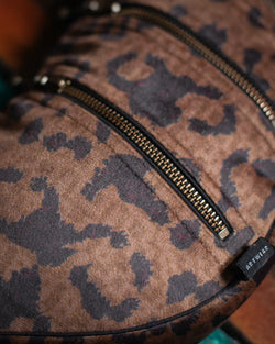 Botta Bag / Velvet Fawn Buckle - LEOPARDUS