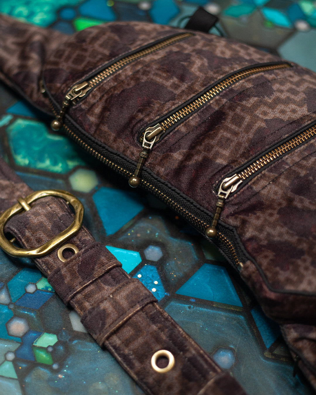 Botta Bag / Velvet Fawn Buckle - LEOPARDUS LAGARTIKA