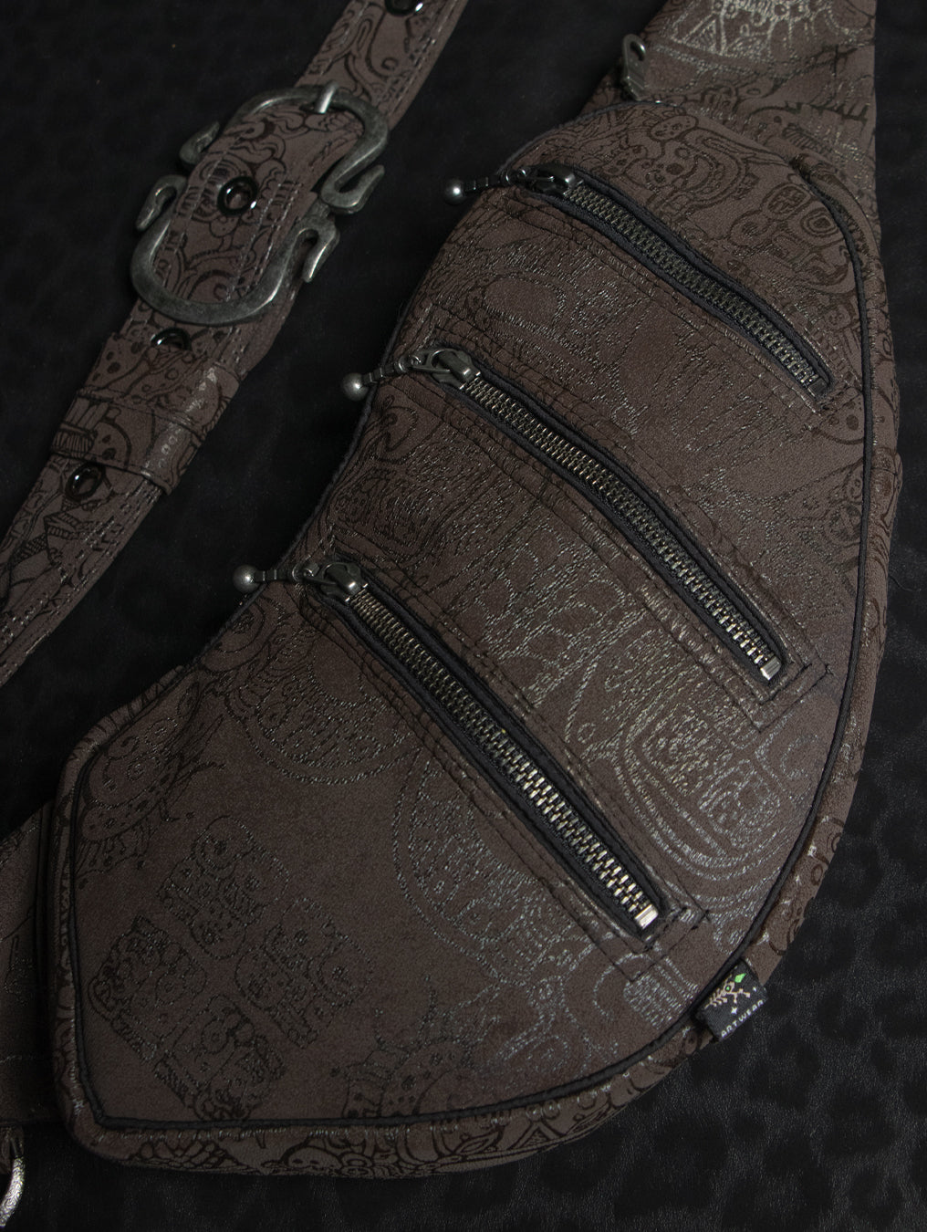 Botta Bag / Swede Pirate Buckle Hook - JADEMAYANS Foil