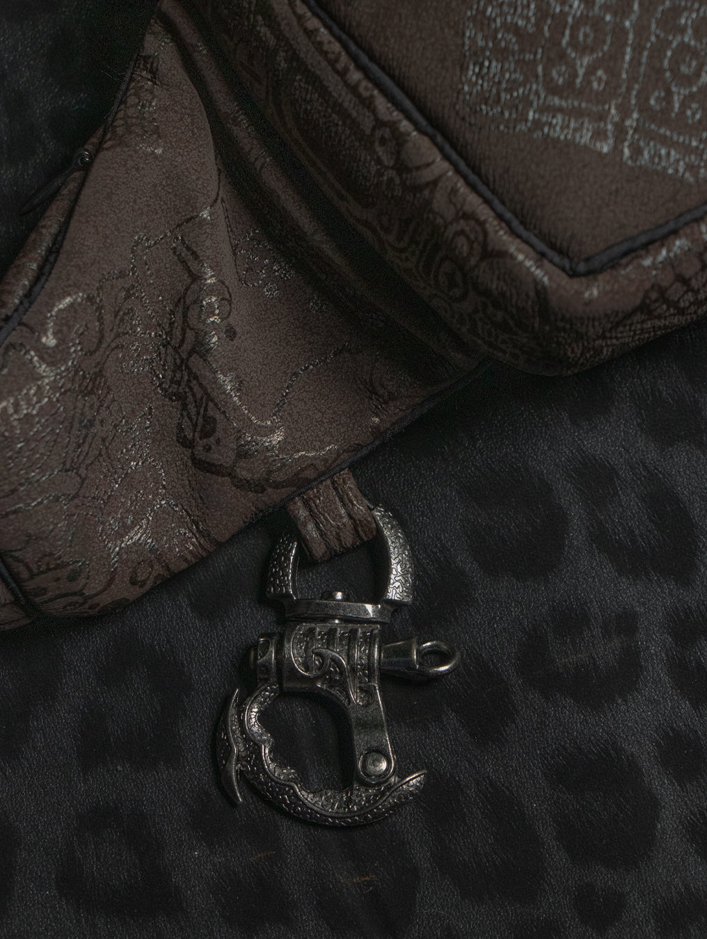 Botta Bag / Swede Pirate Buckle Hook - JADEMAYANS Foil