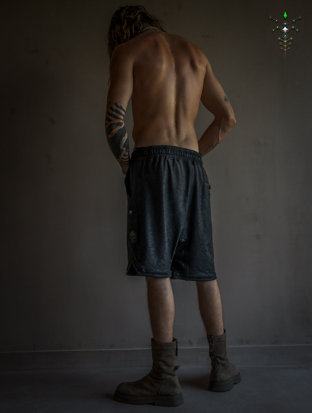 Boxing Short Black Mountain / Fake Leather - CRACKED PIRATE