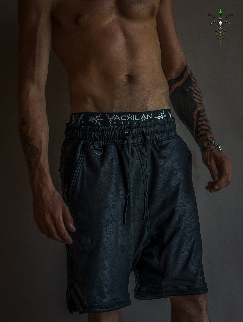 Boxing Short Black Mountain / Fake Leather - CRACKED PIRATE