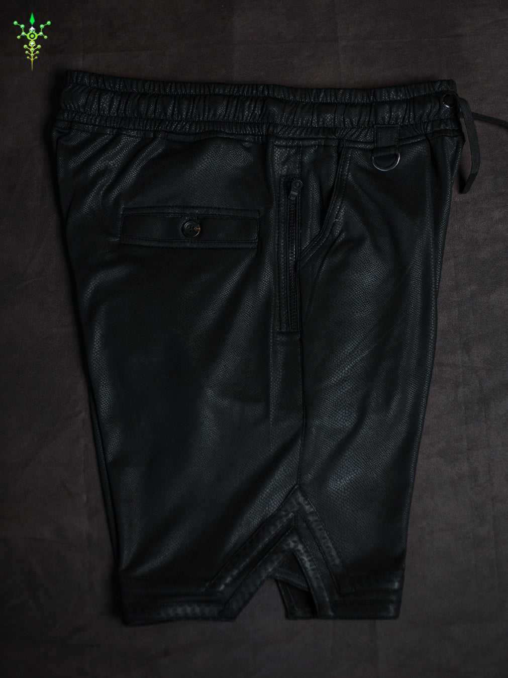 Bossking Shorts Black Mountain / Fake Leather Licra - PHYTON