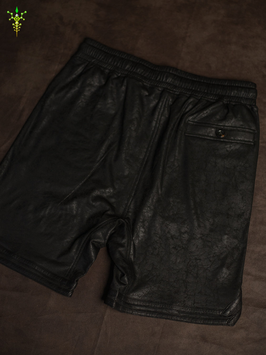 Boxing Short Black Mountain / Fake Leather - CRACKED PIRATE