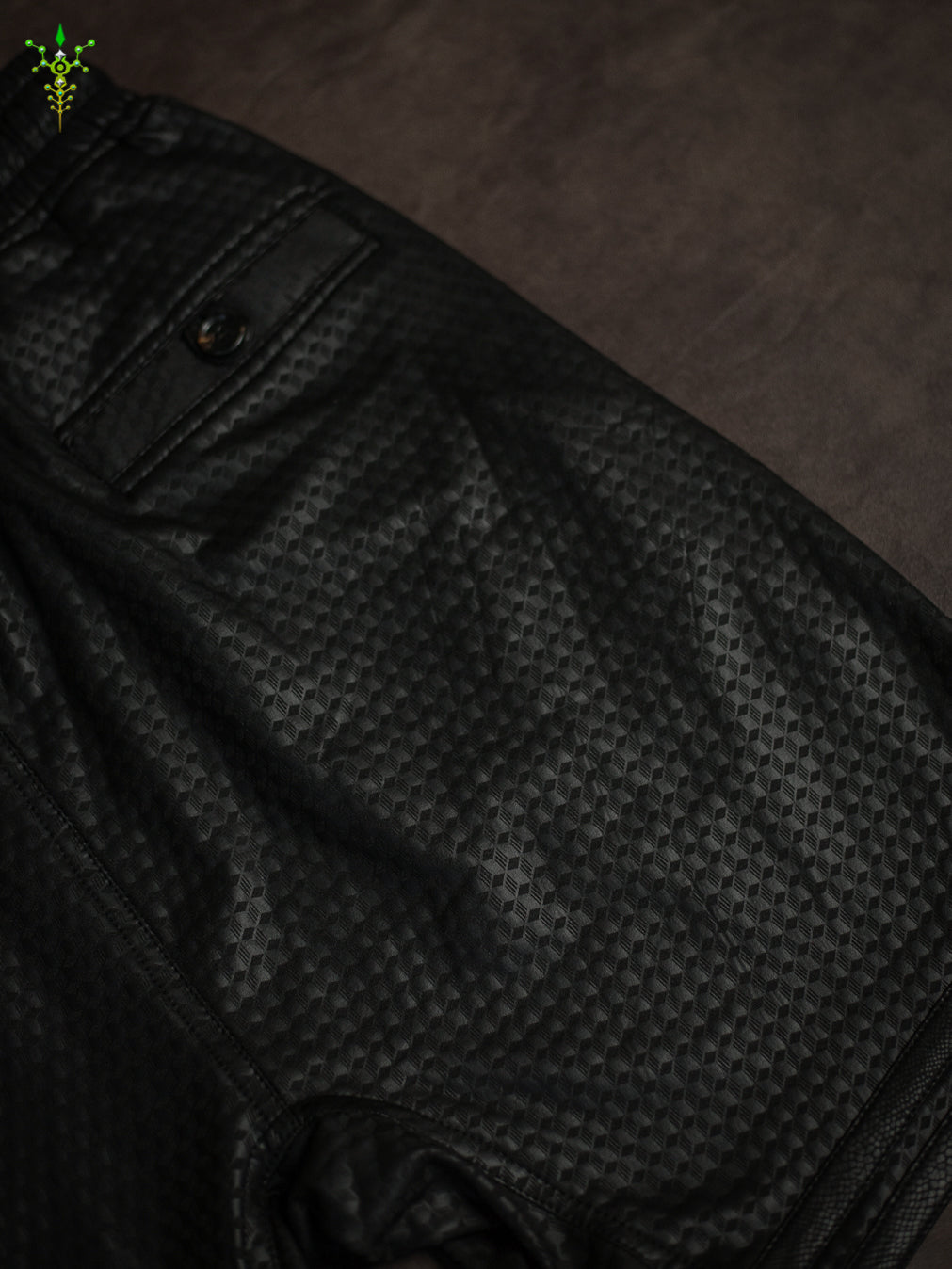 Bossking Shorts Black Mountain / Fake Leather Licra - CUBIX