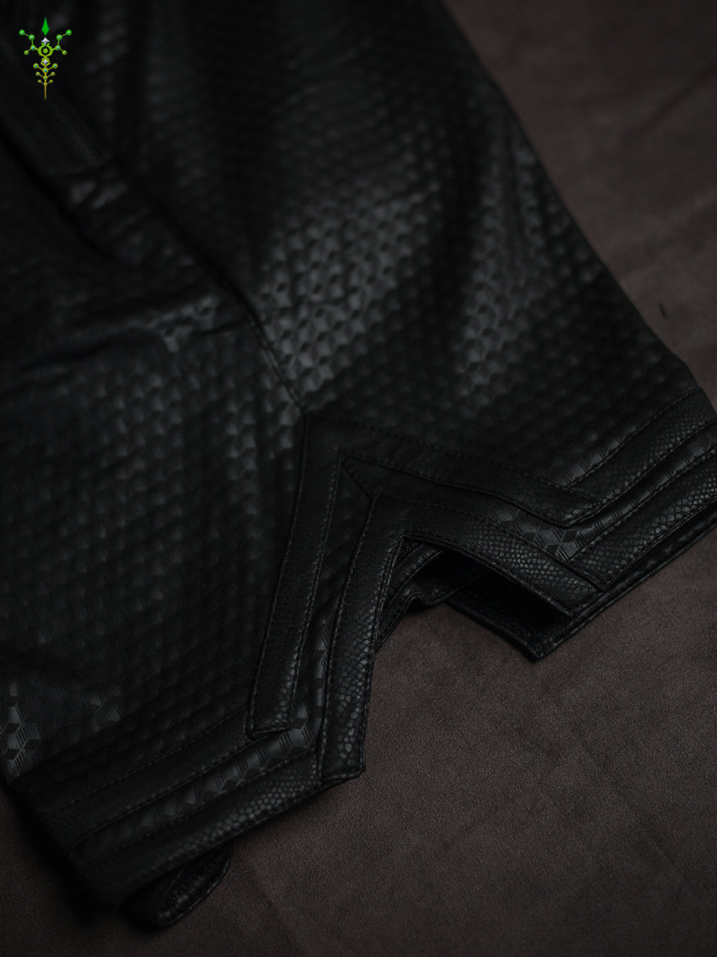 Bossking Shorts Black Mountain / Fake Leather Licra - CUBIX