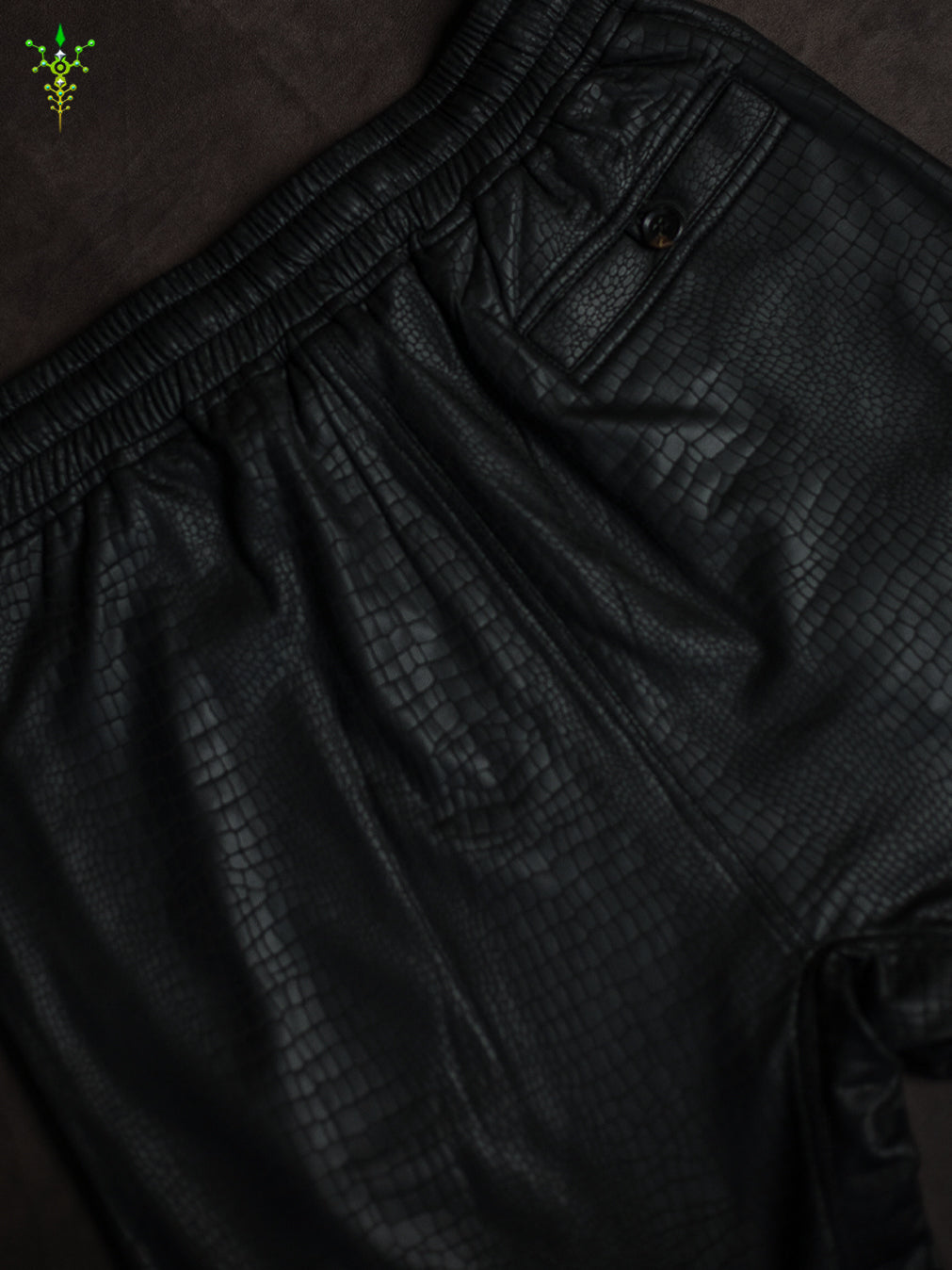 Bossking Shorts Black Mountains / Fake Leather Licra - MAMBA