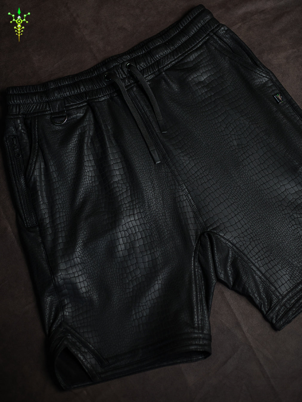 Bossking Shorts Black Mountains / Fake Leather Licra - MAMBA