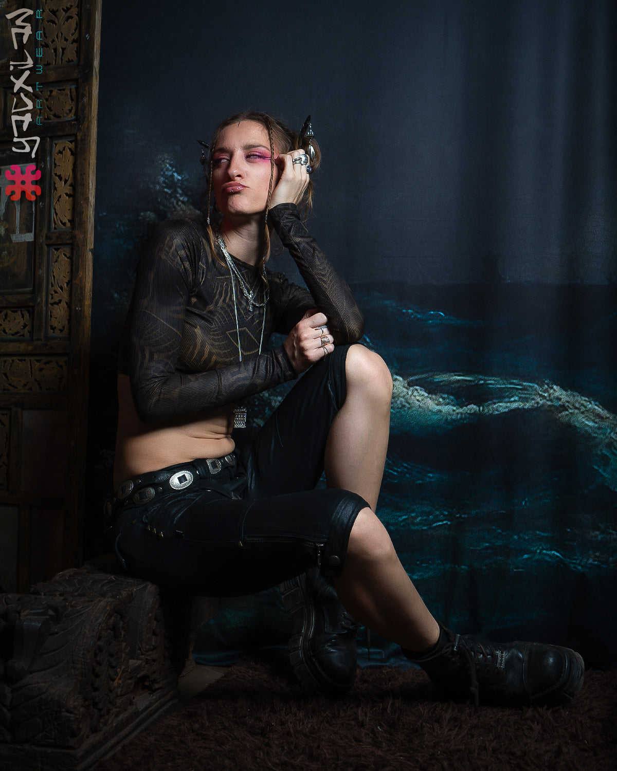 Crop-Top Longsleeve / Flatrib - DIRTY SANDOKAN