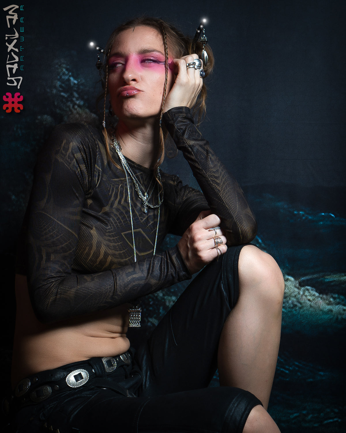 Crop-Top Longsleeve / Flatrib - DIRTY SANDOKAN