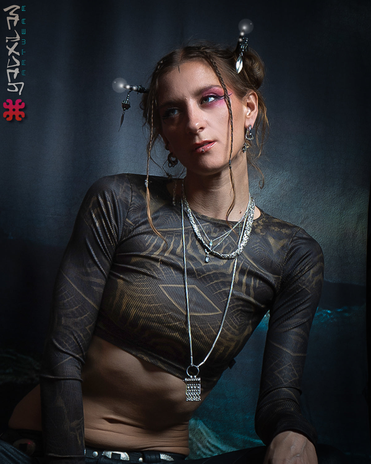 Crop-Top Longsleeve / Flatrib - DIRTY SANDOKAN