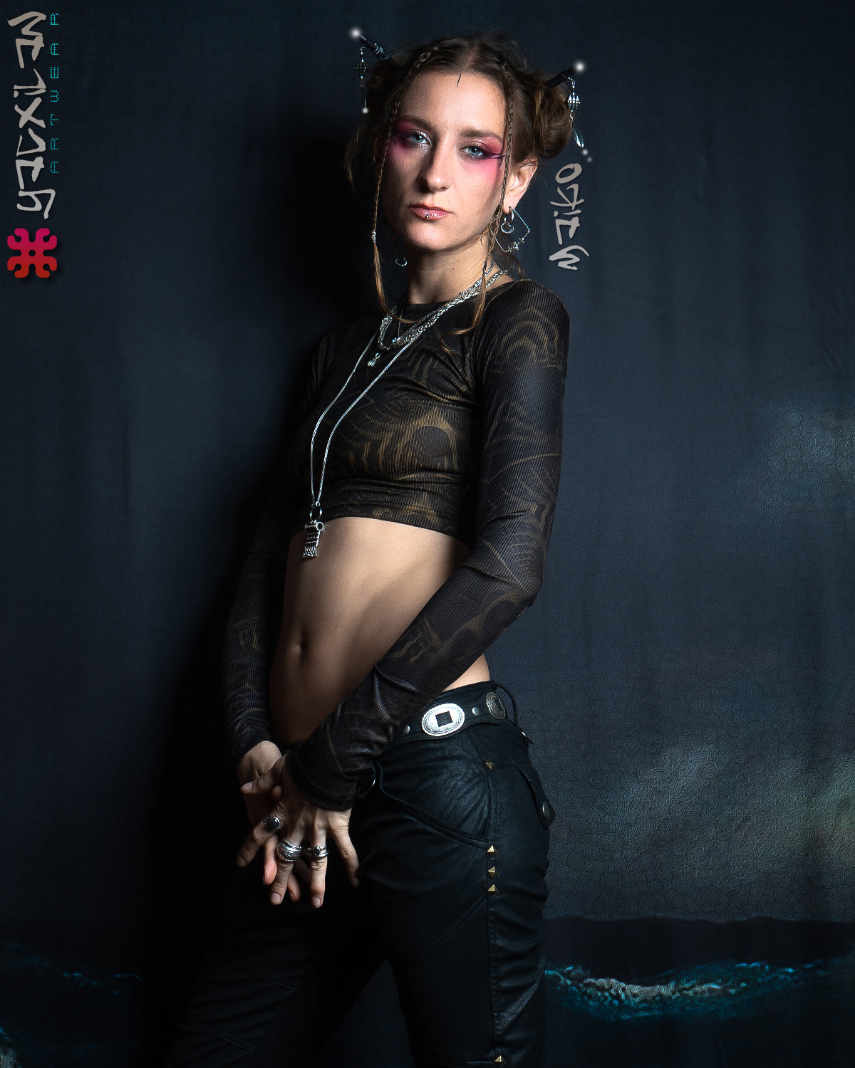 Crop-Top Longsleeve / Flatrib - DIRTY SANDOKAN