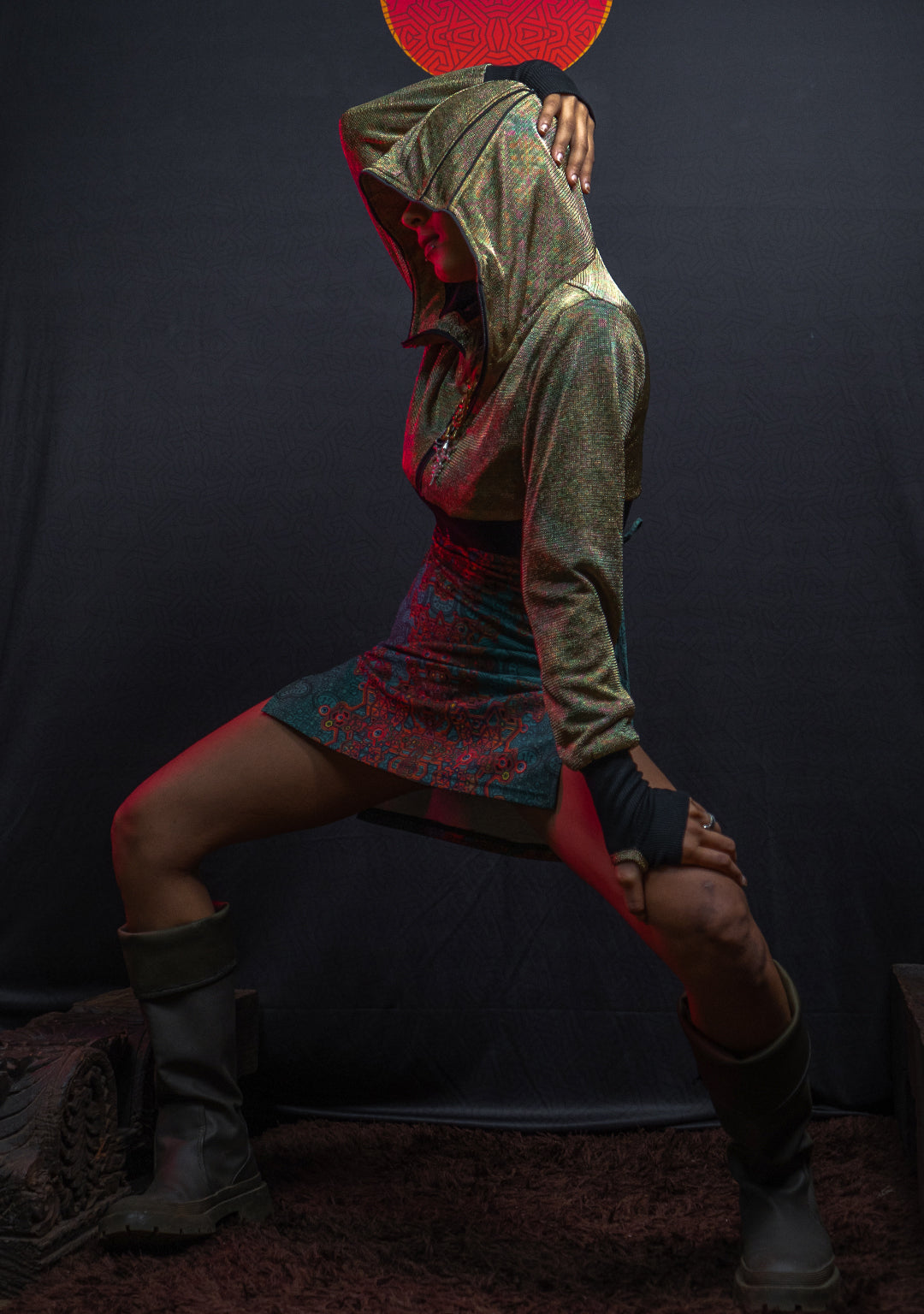 Crop Hoodie Woman / Metalic Knit - GOLD DELIKSATEZEN