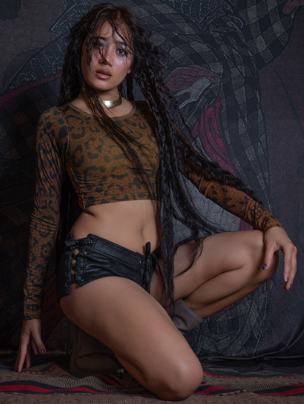 Crop-Top Longsleeve / Flatrib - LEOPARDUS