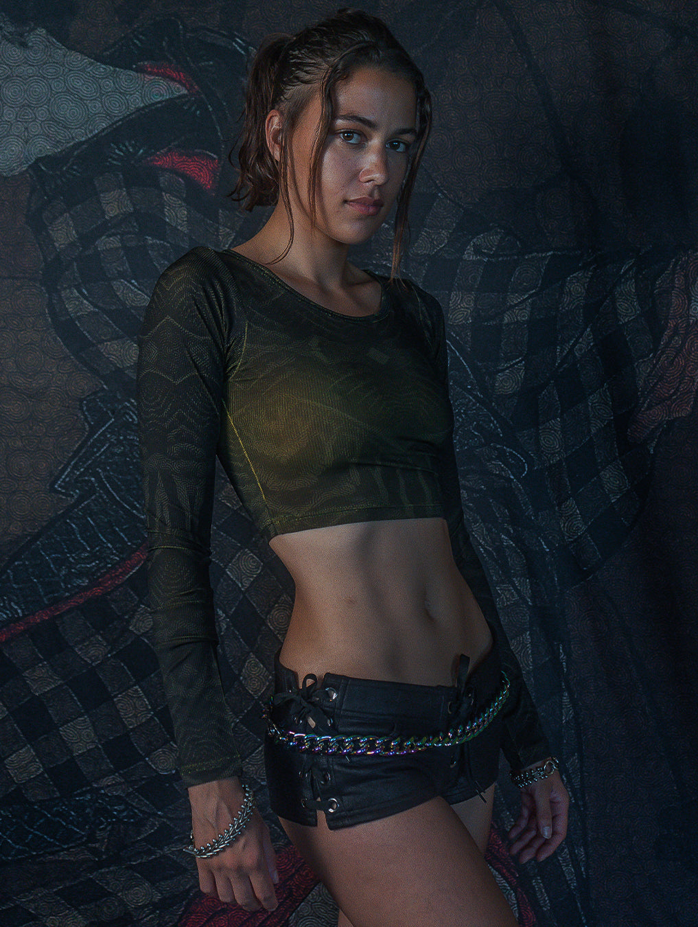 Crop-Top Longsleeve / Flatrib - SANDOKAN LAVA