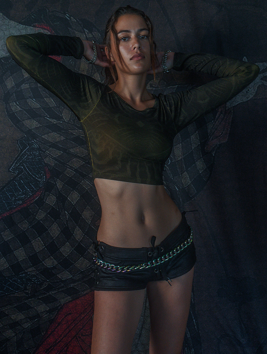 Crop-Top Longsleeve / Flatrib - SANDOKAN LAVA