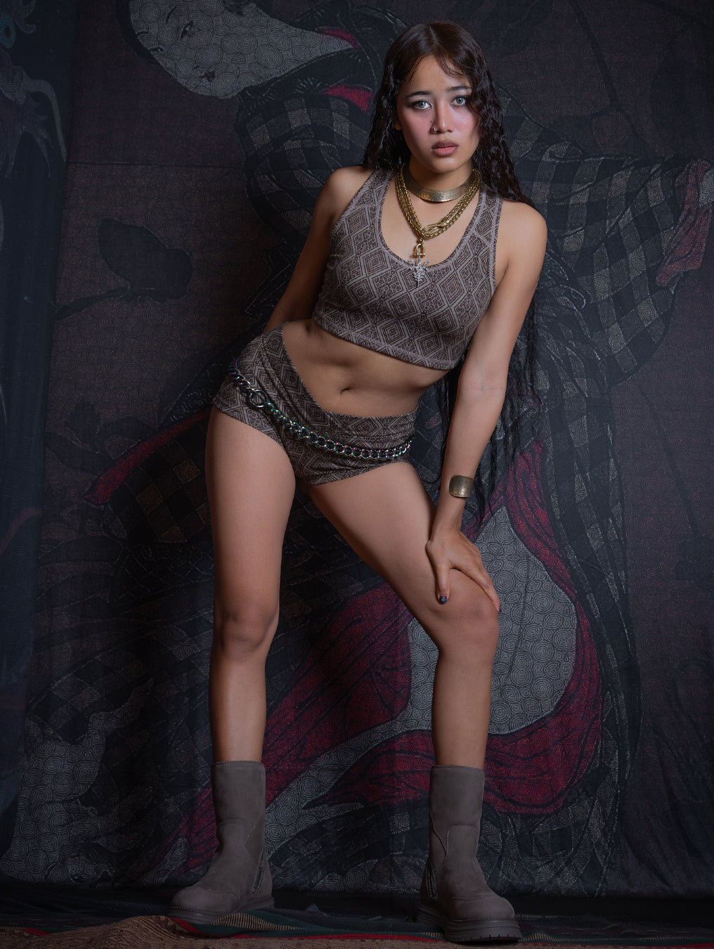 Crop-Top Back Free / Woven Knits - TRIBAL WALNUT