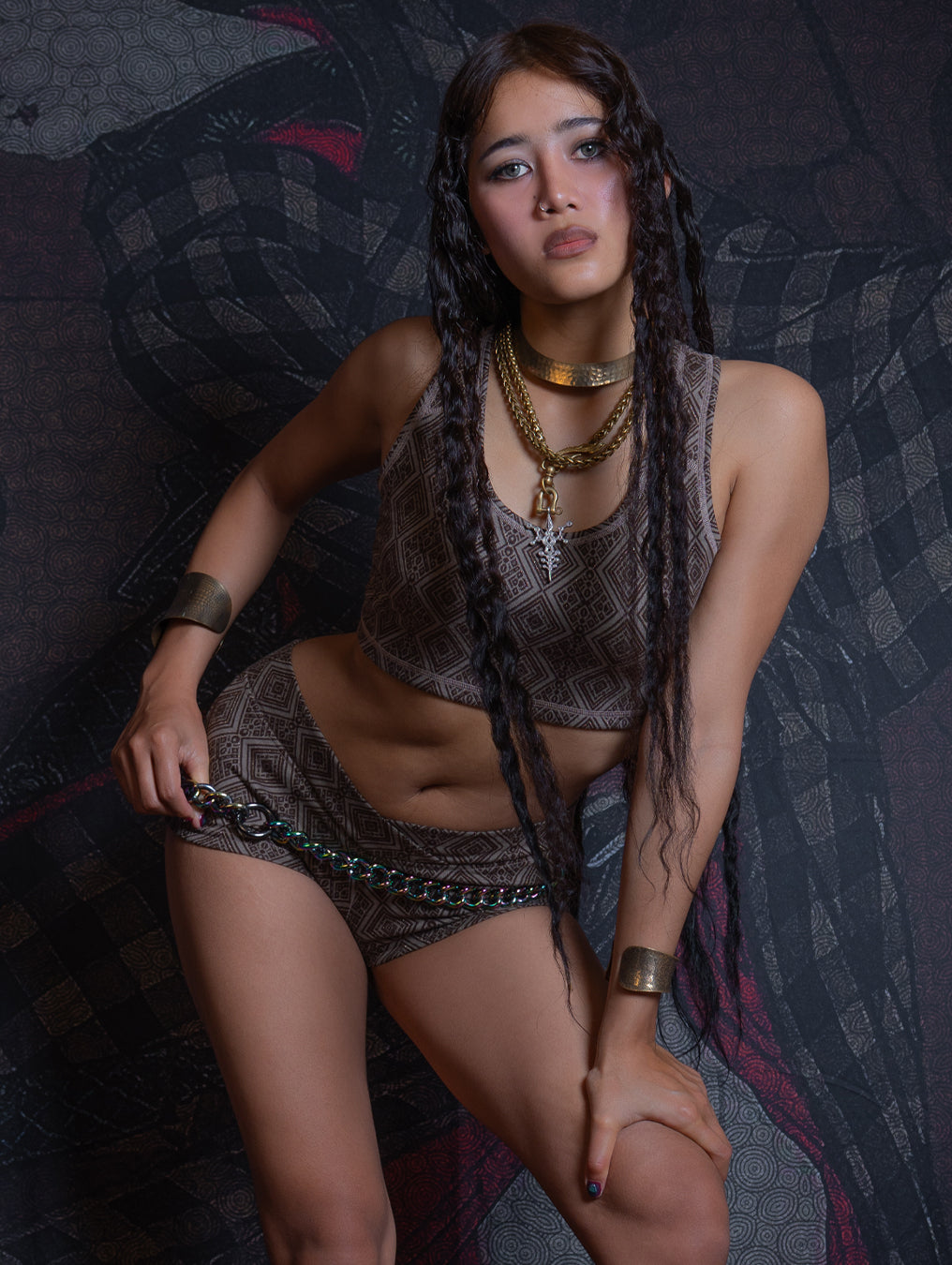 Crop-Top Back Free / Woven Knits - TRIBAL WALNUT