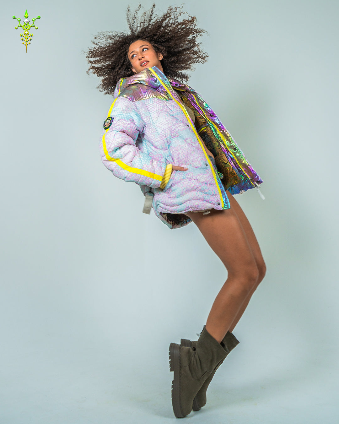 Down Jacket Woman & Pakpak / Nylon (Glow in the Dark) - GALACTIK NIRVANA